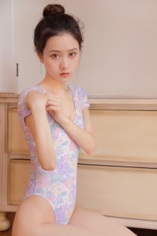 钟丽缇晚娘在线观看